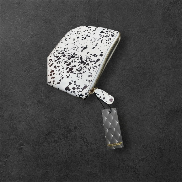 White and brown speckled  small bag with zipper - Picture 4 of 5